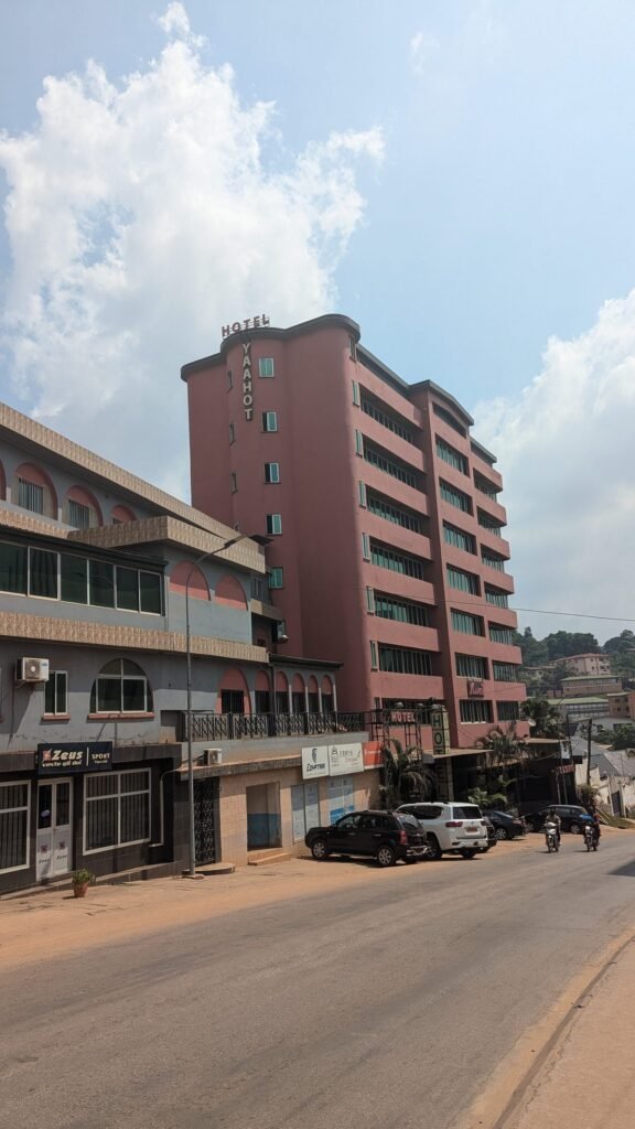 Yaahot Hôtel à Yaoundé